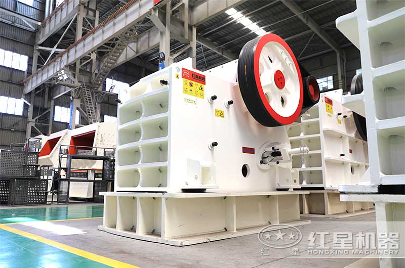 大型鐵礦石破碎機(jī)多少錢一臺？